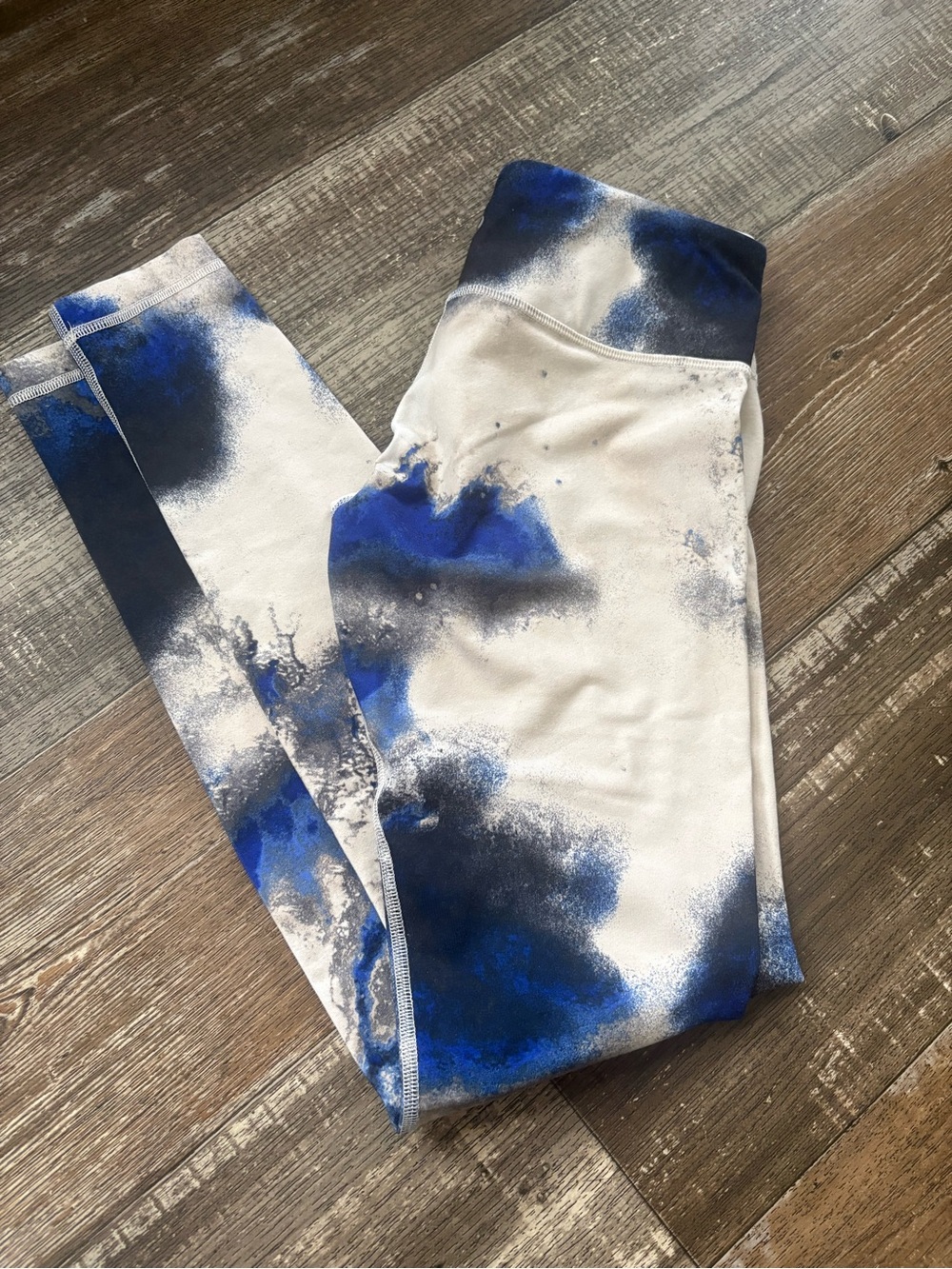lululemon athletica White and Blue Cloud Print High-Rise Leggings